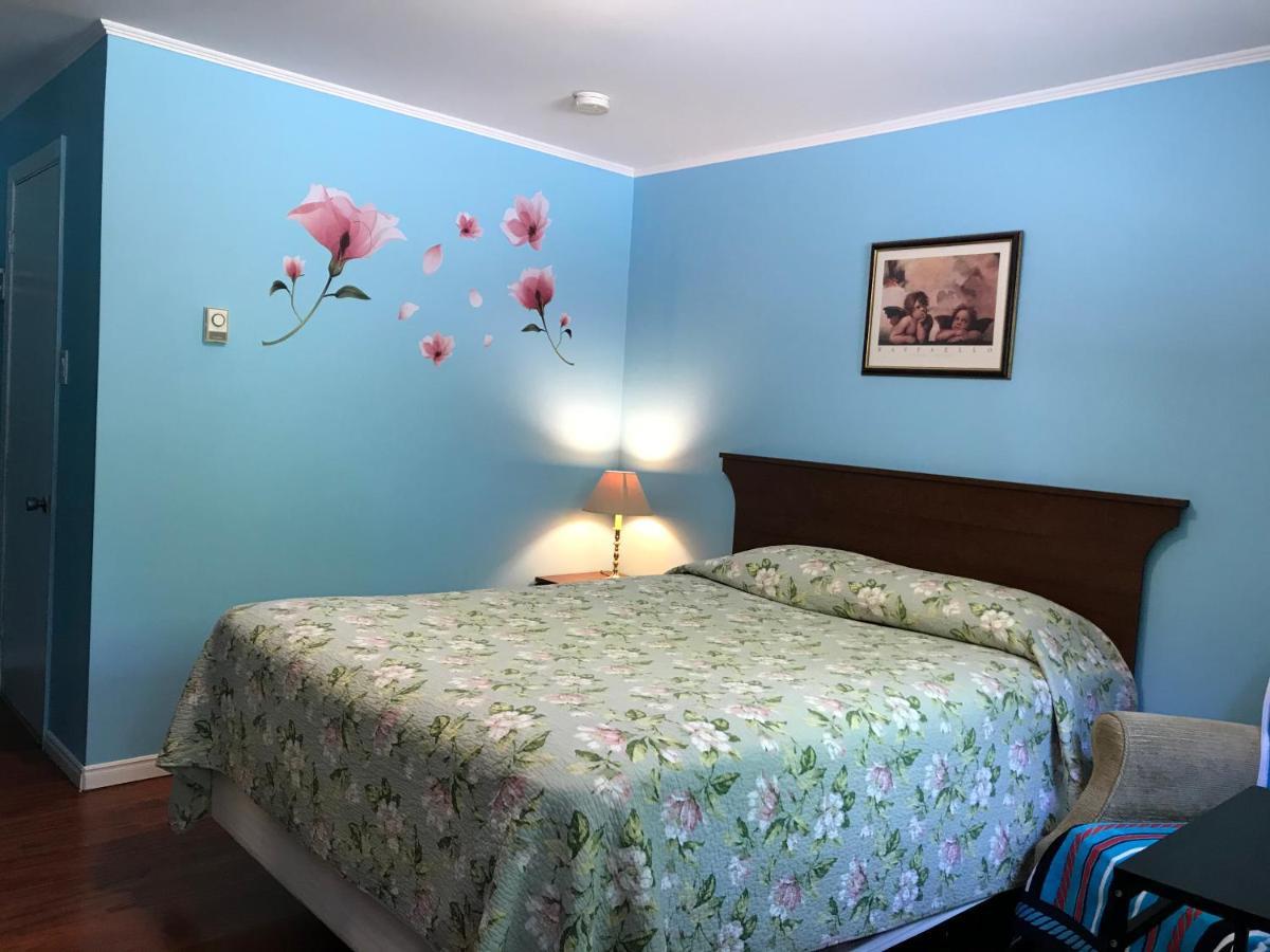 Motel Des Erables Coteau-du-Lac Bagian luar foto