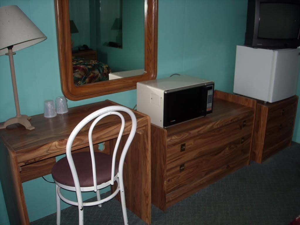 Motel Des Erables Coteau-du-Lac Bagian luar foto